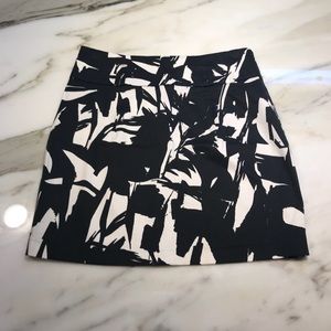 Forever 21 Black & White Splash Mini